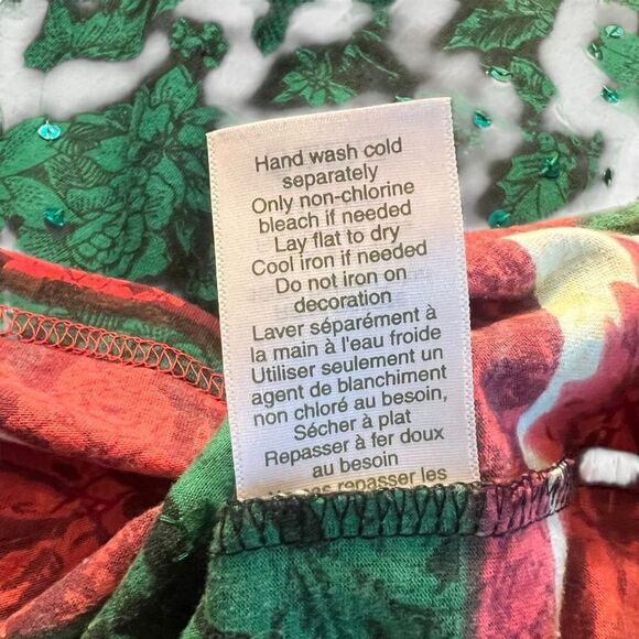 3 for $30! Tradition Christmas patterned shirt - Picture 4 of 7